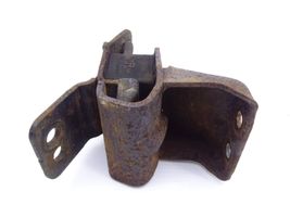 Mitsubishi Pajero Supporto della scatola del cambio MR198012