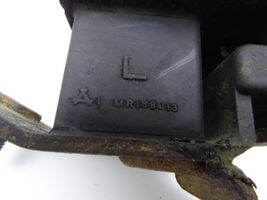 Mitsubishi Pajero Supporto della scatola del cambio MR198013