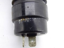 Mercedes-Benz Vario Pompe de lave-glace de pare-brise 