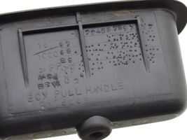 Mitsubishi L200 Boîte de rangement de porte arrière MR175068