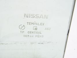 Nissan Skyline Основное стекло передних дверей (четырехдверного автомобиля) 