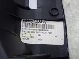 Nissan Navara D23 Sivuhelman/astinlaudan suoja 669004JA0A