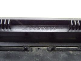Land Rover Freelander Garniture, panneau de grille d'aération latérale JDD500080