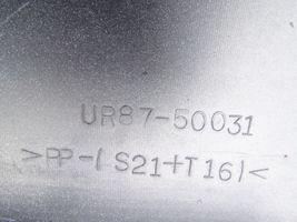 Ford Ranger Zderzak przedni UR8750031 