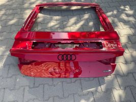 Audi A7 S7 4K8 Lava-auton perälauta 