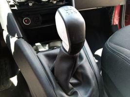 Peugeot 208 Commutateur / bouton de changement de vitesse 