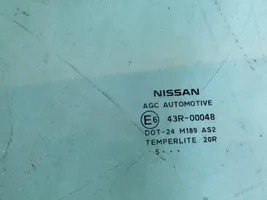 Nissan Note (E12) Pagrindinis priekinių durų stiklas (keturdurio) 