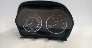 BMW 2 F45 Licznik / Prędkościomierz 