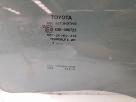 Toyota Yaris Vetro del finestrino della portiera posteriore 