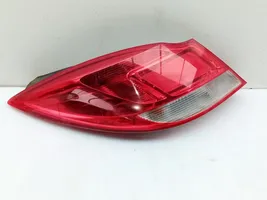 Opel Insignia A Lampy tylnej klapy bagażnika 