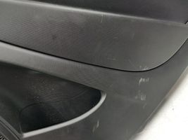 Renault Captur Moldura del tarjetero de la puerta trasera 