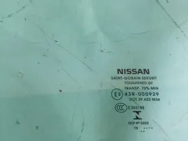 Nissan Qashqai Etuoven ikkunalasi, neliovinen malli 