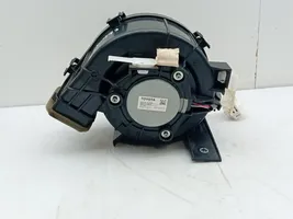 Toyota C-HR Pečiuko ventiliatorius/ putikas 