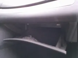 BMW 3 E46 Paneelin laatikon/hyllyn pehmuste 
