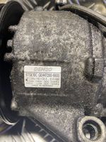 Toyota Auris E180 Ilmastointilaitteen kompressorin pumppu (A/C) GE4472806600