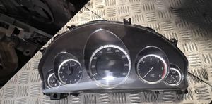 Mercedes-Benz C W204 Speedometer (instrument cluster) 