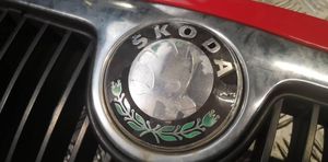 Skoda Fabia Mk1 (6Y) Grille calandre supérieure de pare-chocs avant 