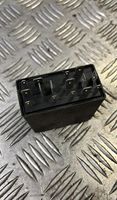 Audi A6 S6 C4 4A Light relay 