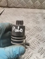 Volkswagen Polo Tuulilasi tuulilasinpesimen pumppu 