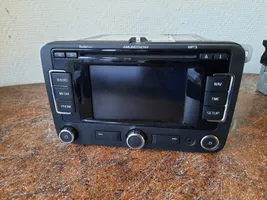 Skoda Superb B6 (3T) Radio/CD/DVD/GPS-pääyksikkö 3T0035192K