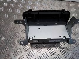 Toyota Yaris Verso Radija/ CD/DVD grotuvas/ navigacija 8611052031