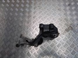 Hyundai Santa Fe Generator/alternator bracket 