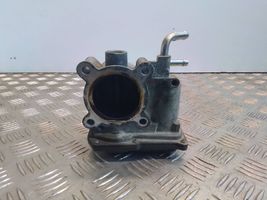 Toyota Yaris Droselinė sklendė 2203047010