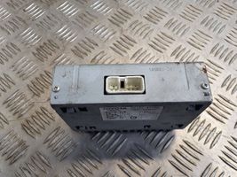 Toyota Prius (XW30) Amplificateur de son 8610047100