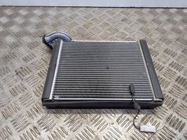 Toyota Yaris Gaisa kondicioniera radiators (salonā) 