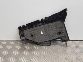 Toyota Yaris Другая деталь панели 556070D010