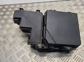 Nissan Qashqai Set scatola dei fusibili 