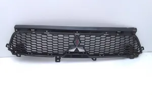 Mitsubishi Outlander Front bumper upper radiator grill 6402A198