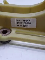 Mitsubishi Colt Механизм переключения передач (кулиса) (в салоне) MN178047