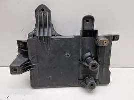 Mitsubishi Colt Boîte de batterie 8201A084