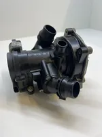 Audi A5 8T 8F Pompa dell’acqua 06L121111