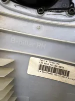 BMW X6 E71 B-pilarin verhoilu (yläosa) 6979850
