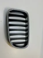 BMW X1 E84 Maskownica / Grill / Atrapa górna chłodnicy 2993307