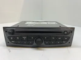 Renault Clio IV Radio/CD/DVD/GPS-pääyksikkö 281157453R