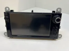 Renault Clio IV Panel / Radioodtwarzacz CD/DVD/GPS 281155249R