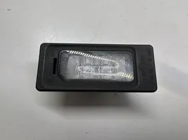 Audi A5 8T 8F Lampa oświetlenia tylnej tablicy rejestracyjnej 4G0943021