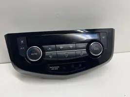 Nissan Qashqai Panel klimatyzacji 27500HV00A