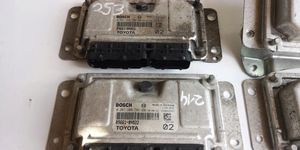 Toyota Aygo AB10 Kit centralina motore ECU e serratura 0261208702