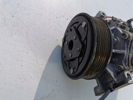 Nissan Juke I F15 Ilmastointilaitteen kompressorin pumppu (A/C) 926003ZL1A