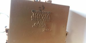 Toyota Prius (NHW20) Moottorinohjausyksikön sarja ja lukkosarja 