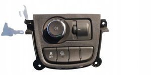 Opel Karl Gniazdo ładowania samochodu elektrycznego 95248614