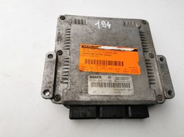 Renault Master I Komputer / Sterownik ECU i komplet kluczy 0281010787