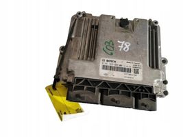 Renault Master I Komputer / Sterownik ECU i komplet kluczy 0281032885--