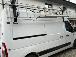 Renault Master III Kita bagažinės apdailos detalė 