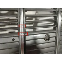 Audi e-tron Maskownica / Grill / Atrapa górna chłodnicy 4KE853651