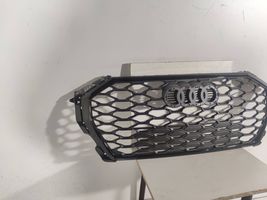 Audi Q3 F3 Etupuskurin ylempi jäähdytinsäleikkö 83F853651B